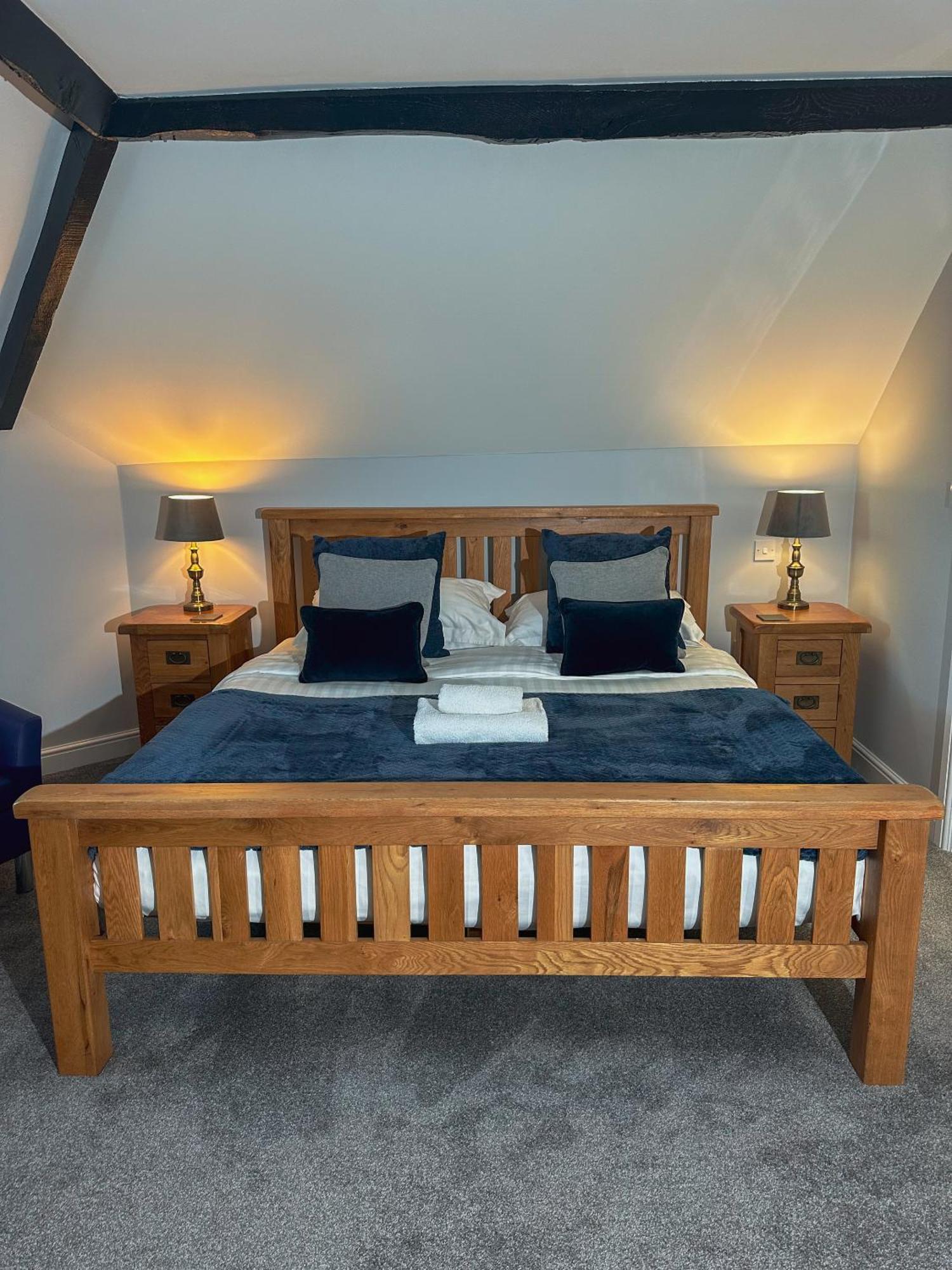 فندق The Corbet Arms Uffington  الغرفة الصورة