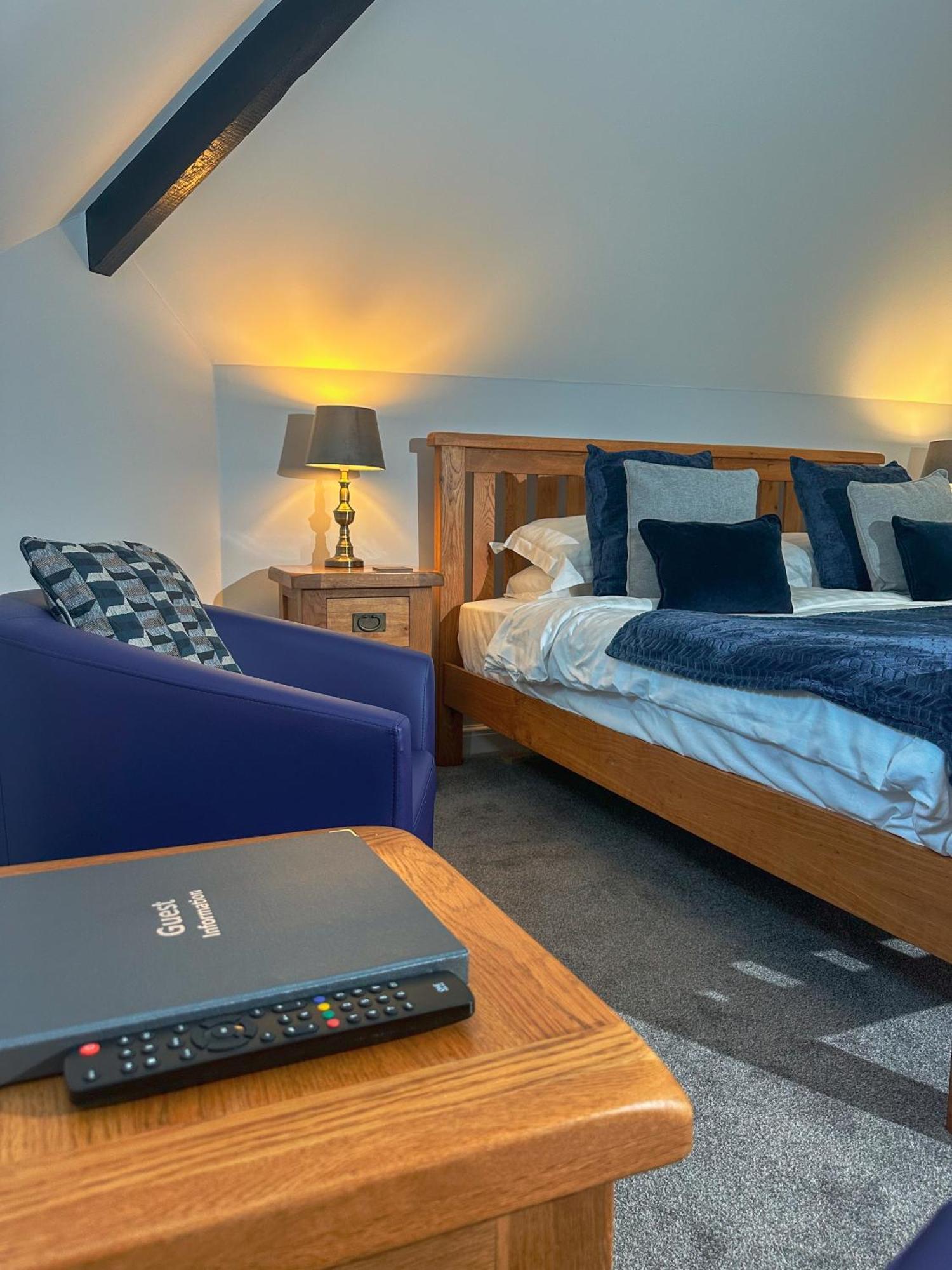 فندق The Corbet Arms Uffington  الغرفة الصورة